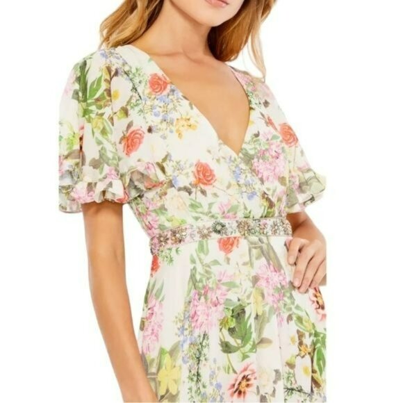 Mac Duggal Floral Beaded Flutter Sleeve Formal Gown Long Maxi Dress NWT Size 2 - Picture 2 of 8